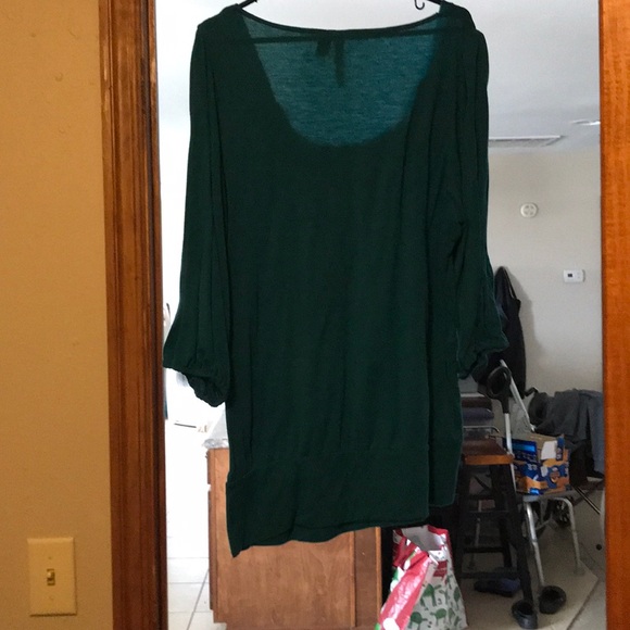 Top - Picture 2 of 5